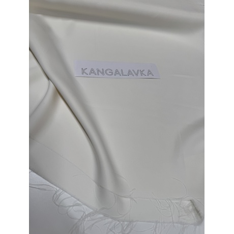 Плотная белая вискоза