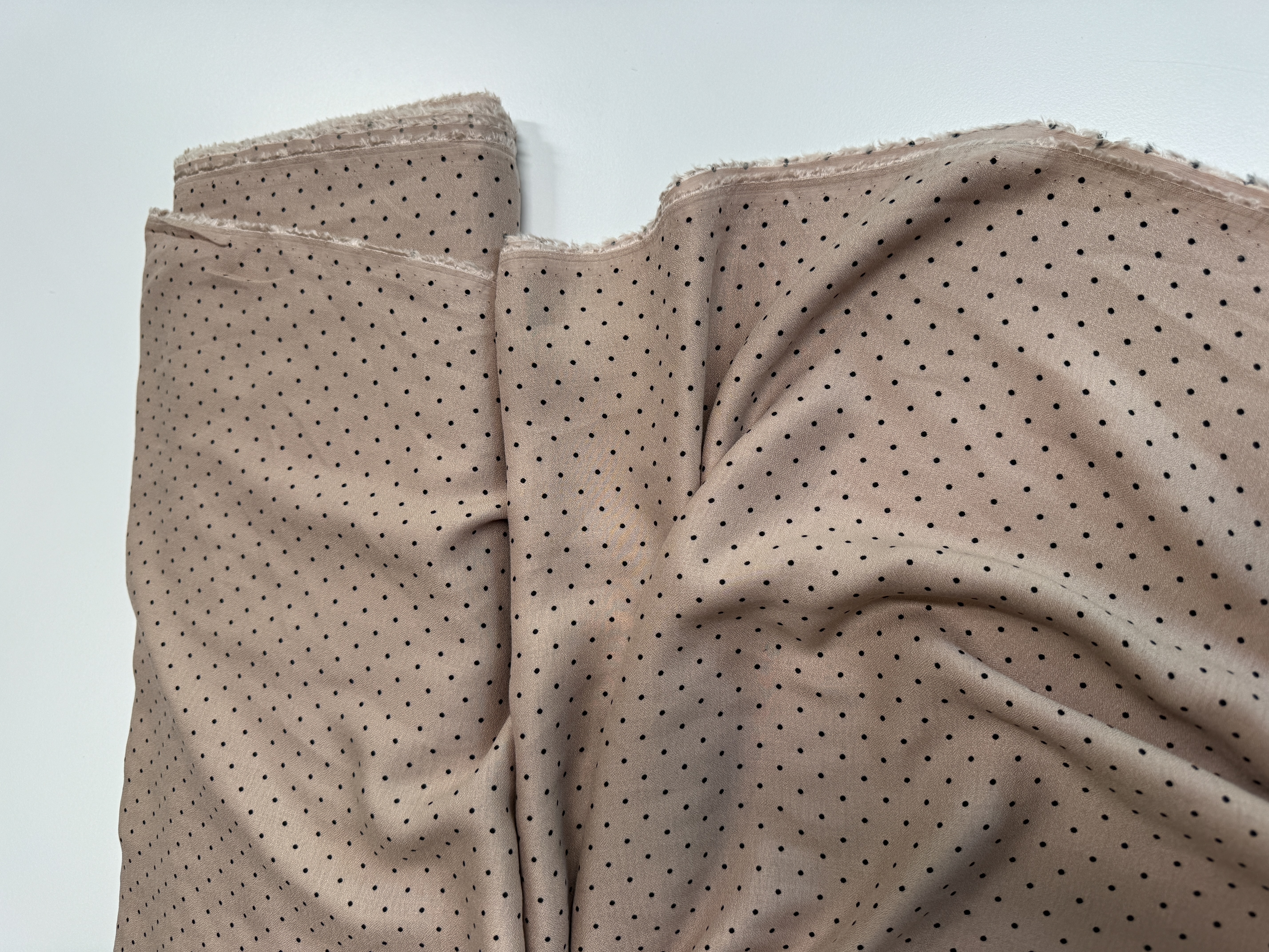 Mummuline viskooskangas, nude