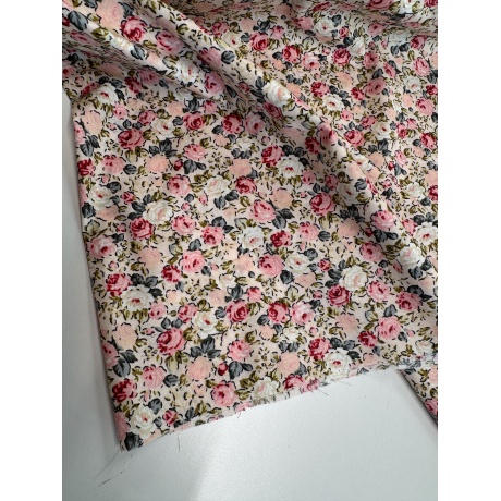 Хлопковая ткань “Сад роз”, розовая