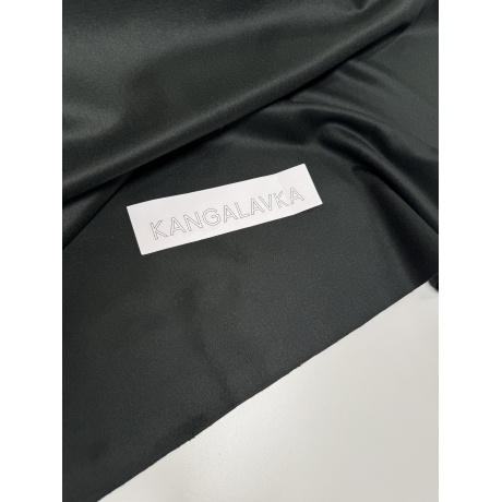 Villane mantliriie, tumeroheline